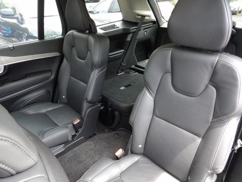 Certified 2024 Volvo XC90 T8 Ultimate AWD/4WD image 25