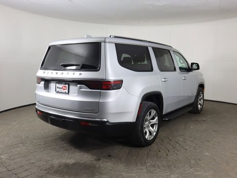 Used 2022 Jeep Wagoneer Series II image 9