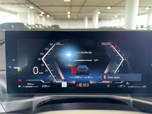 Used 2025 BMW 330i Sedan image 24