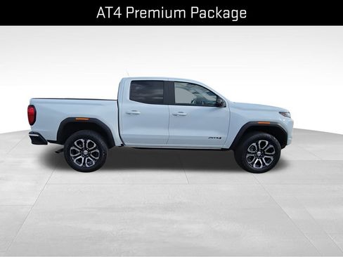 Used 2023 GMC Canyon AT4 w/ AT4 Premium Package image 11