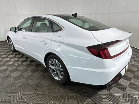Used 2023 Hyundai Sonata SEL w/ Convenience Package FWD image 4