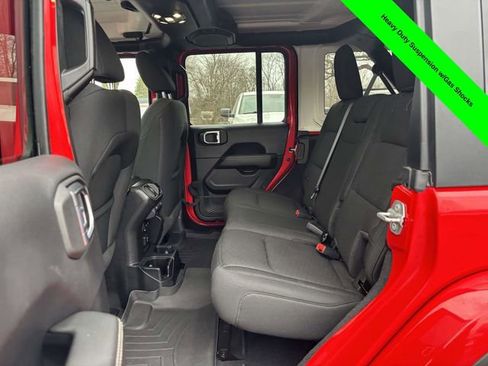 Used 2021 Jeep Wrangler Unlimited Sahara image 23