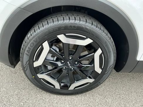Used 2023 Kia Telluride EX FWD image 7
