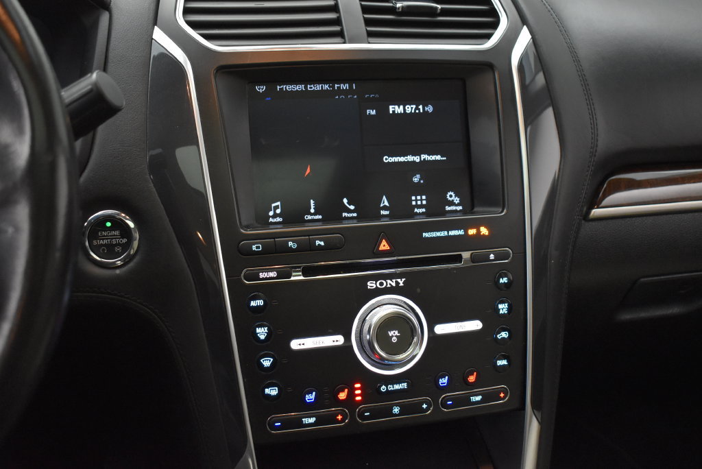 Used 2017 Ford Explorer Platinum AWD/4WD image 17