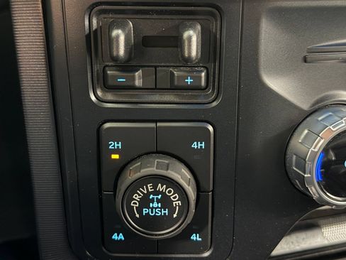 Used 2023 Ford F150 Platinum w/ Equipment Group 701A High AWD/4WD image 34