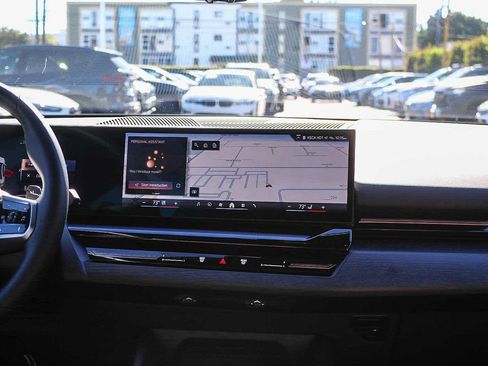 Used 2025 BMW 530i w/ M Sport Package image 13