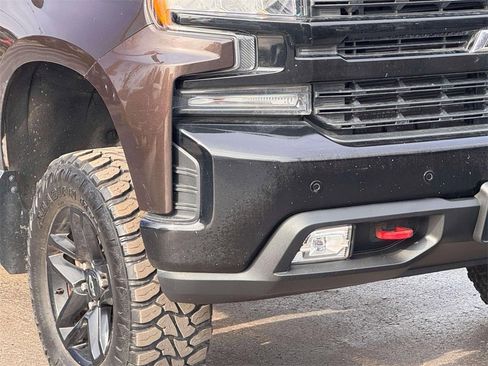 Used 2020 Chevrolet Silverado 1500 LT Trail Boss image 7