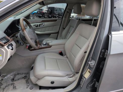 Used 2011 Mercedes-Benz E 350 Sedan image 17