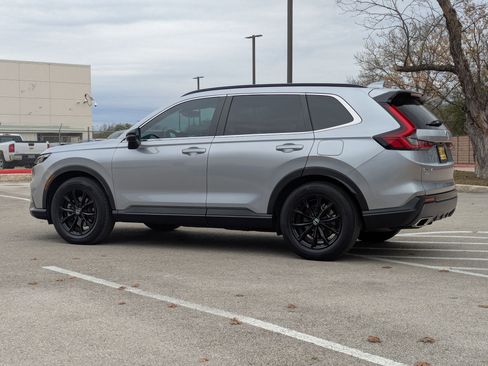 Used 2023 Honda CR-V Sport image 6