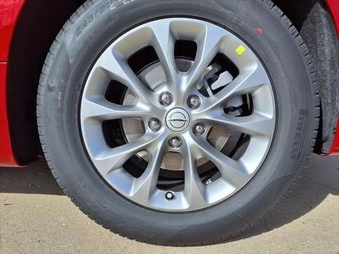 New 2026 Chrysler Pacifica Limited image 64