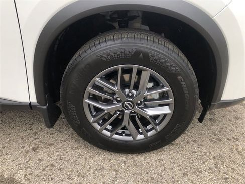 Certified 2025 Nissan Rogue S image 14