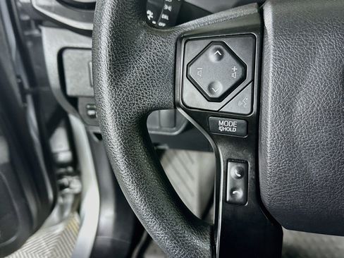 Used 2022 Toyota Tacoma SR w/ SR Convenience Package RWD image 16