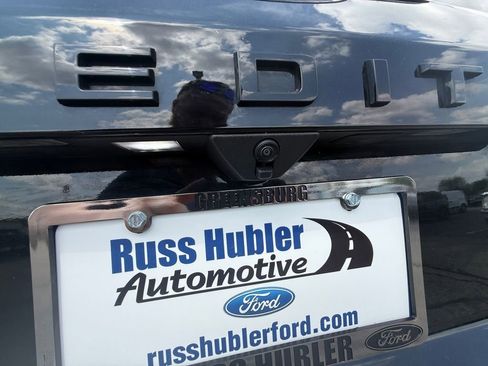 Used 2025 Ford Expedition Platinum w/ Stealth Performance Package AWD/4WD image 13