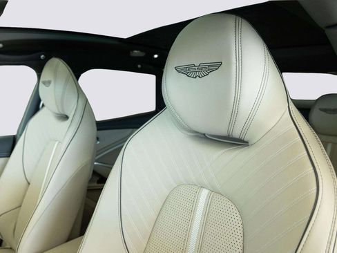 Used 2025 Aston Martin DBX 707 image 15