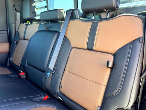 Used 2023 Chevrolet Silverado 3500 High Country w/ Z71 Off-Road Package image 17