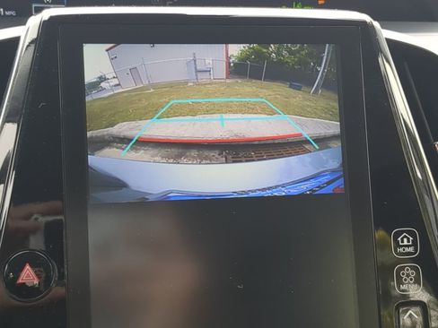 Used 2021 Toyota Prius Limited image 25