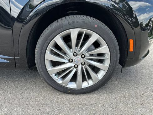 New 2026 Buick Envision Avenir AWD/4WD image 12
