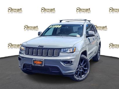 Used 2020 Jeep Grand Cherokee Altitude