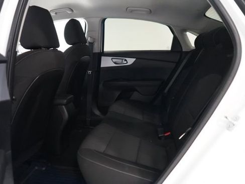 Used 2024 Kia Forte LXS w/ LXS Technology Package image 30