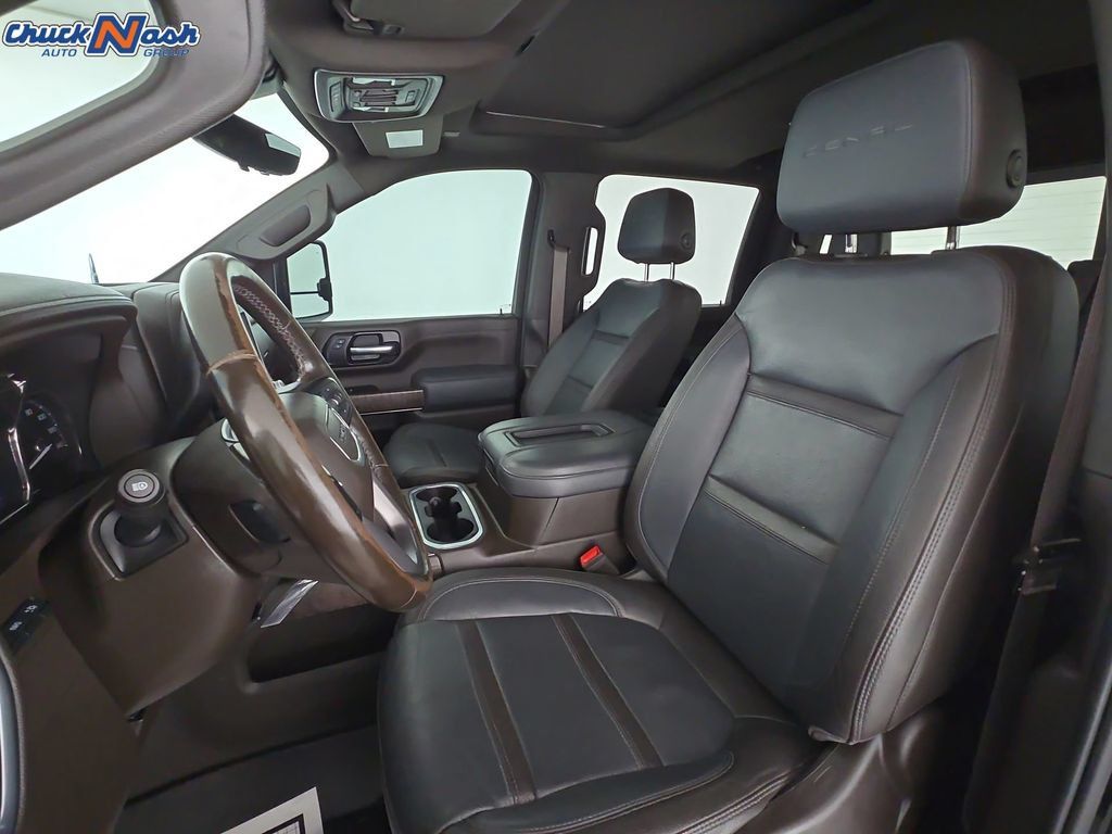 Used 2022 GMC Sierra 2500 Denali w/ Denali Black Diamond Edition AWD/4WD image 25
