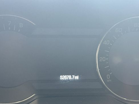 Used 2016 Lincoln MKZ FWD image 13