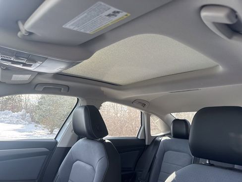 New 2026 Volkswagen Jetta SE image 9