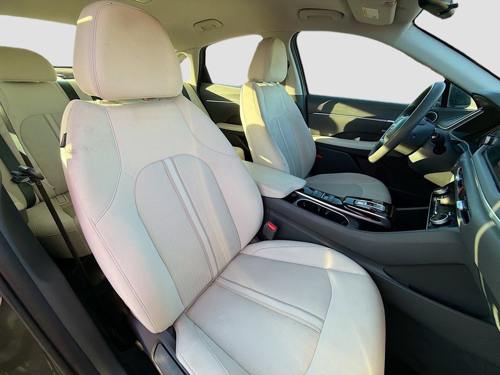 Used 2023 Hyundai Sonata SEL FWD image 28