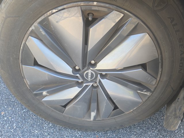Used 2023 Nissan Ariya FWD image 12