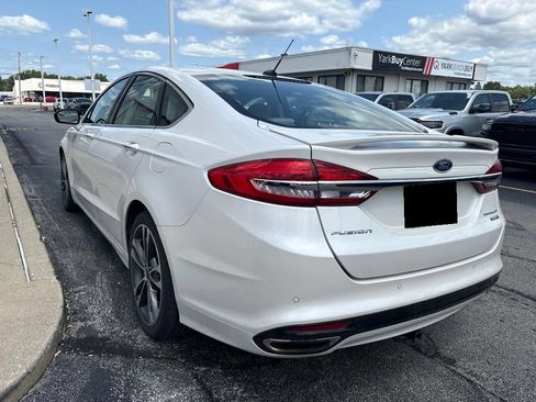 Used 2017 Ford Fusion Titanium AWD/4WD image 6