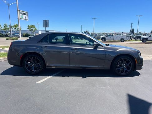 Used 2023 Chrysler 300 S RWD image 13