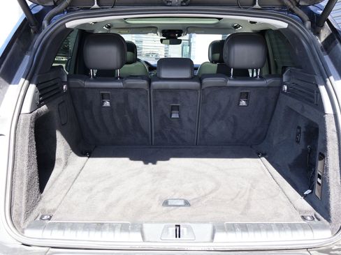 Used 2023 Land Rover Range Rover Sport SE image 25