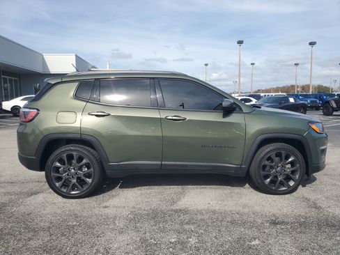 Used 2021 Jeep Compass Latitude w/ Driver Assistance Group image 9