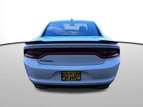 Used 2023 Dodge Charger SXT w/ Blacktop Package image 5