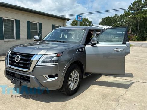 Used 2024 Nissan Armada SV AWD/4WD image 13