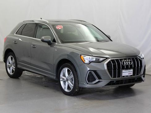 Used 2021 Audi Q3 2.0T Premium w/ Convenience Package AWD/4WD image 1