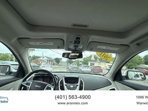 Used 2011 GMC Terrain SLT AWD/4WD image 22
