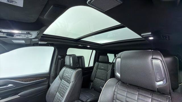 Used 2021 Cadillac Escalade ESV Sport Platinum RWD image 36