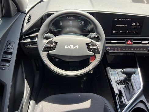 New 2026 Kia Niro LX FWD image 13