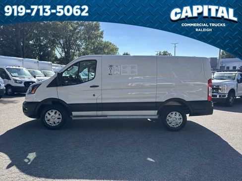 Used 2025 Ford Transit 250 Low Roof w/ Exterior Upgrade Package RWD image 5