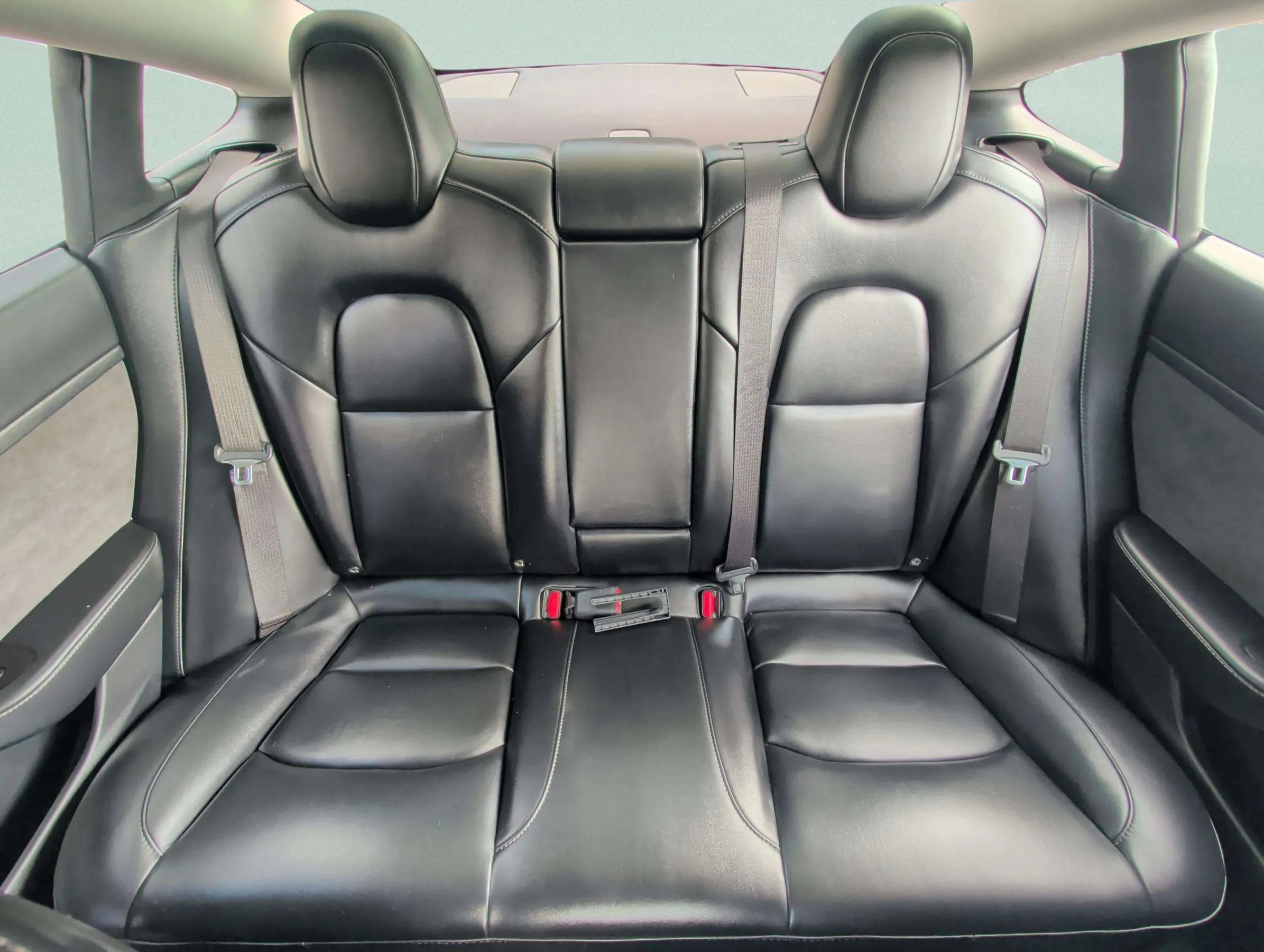 Used 2022 Tesla Model 3 Standard Range RWD image 30