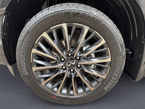 New 2026 INFINITI QX80 Autograph w/ Premium Cargo Package AWD/4WD image 8