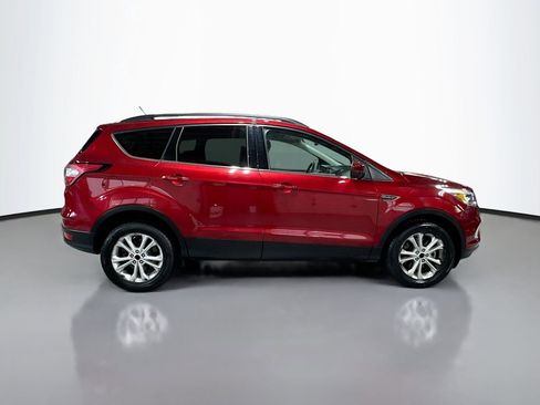 Used 2018 Ford Escape SE w/ Ford Safe & Smart Package AWD/4WD image 5