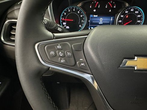 Certified 2024 Chevrolet Equinox LT w/ LPO, Floor Liner Package image 8