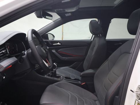Used 2025 Volkswagen Jetta GLI Autobahn FWD image 15