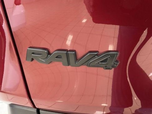 Used 2024 Toyota RAV4 XLE Premium image 23