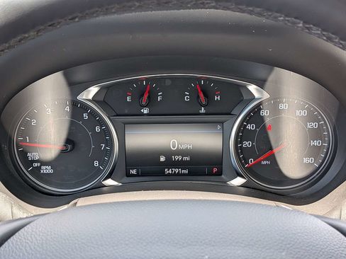 Used 2024 GMC Terrain SLT FWD image 34