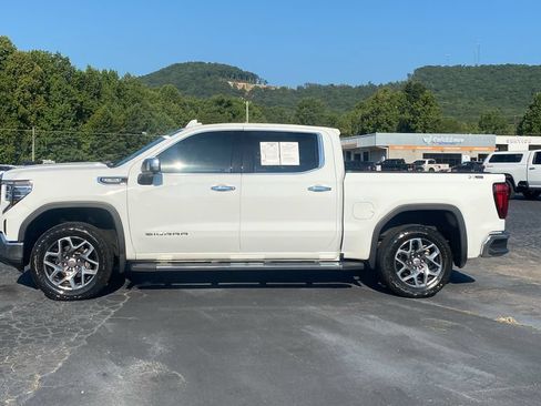 Used 2024 GMC Sierra 1500 SLT w/ SLT Premium Plus Package AWD/4WD image 8