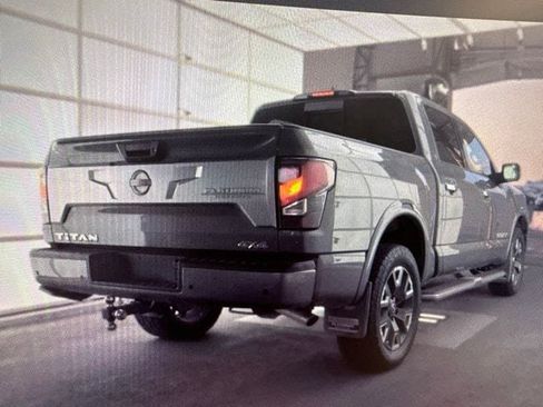 Used 2023 Nissan Titan Platinum Reserve w/ Moonroof Package AWD/4WD image 6