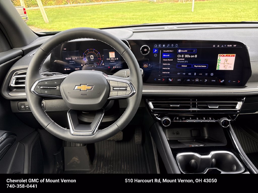 New 2027 Chevrolet Traverse LT w/ LPO, Floor Liner Package AWD/4WD image 17