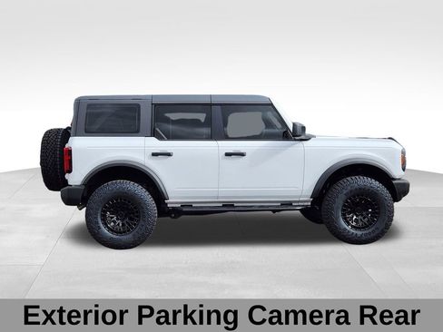 Used 2025 Ford Bronco 4-Door AWD/4WD image 3